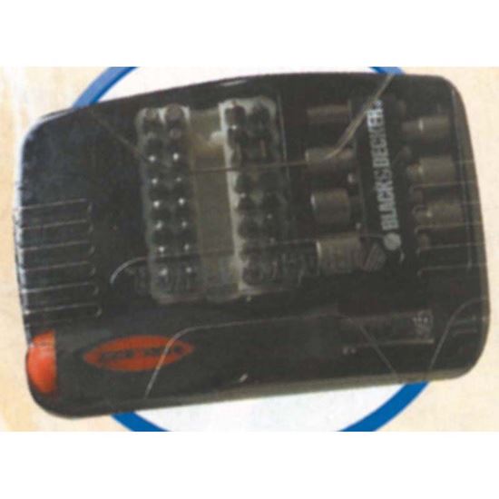 Immagine di GIRAVITE A CRICCHETTO BLACK & DECKER, A7062, CON 32 INSERTI ASSORTITI E 7 CHIAVI A BUSSOLE, IN VALIGETTA